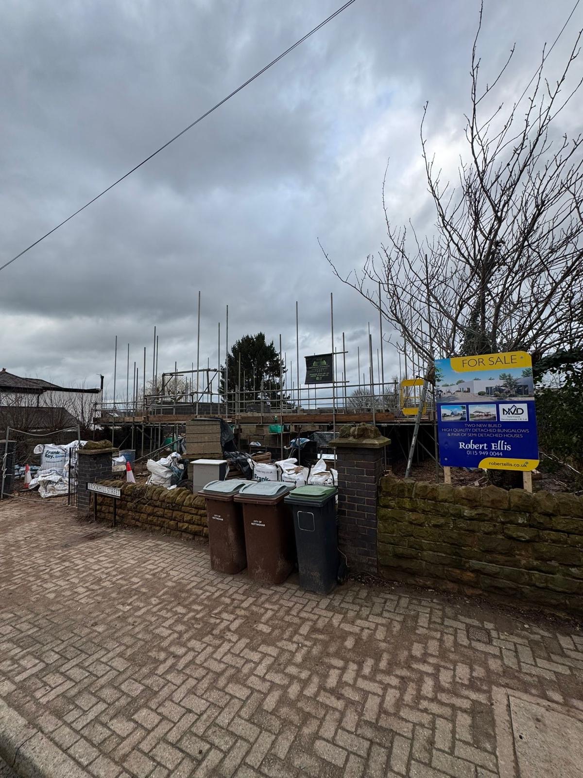 4a9bdfdd-5098-4abb-b88a-689bfdce0947